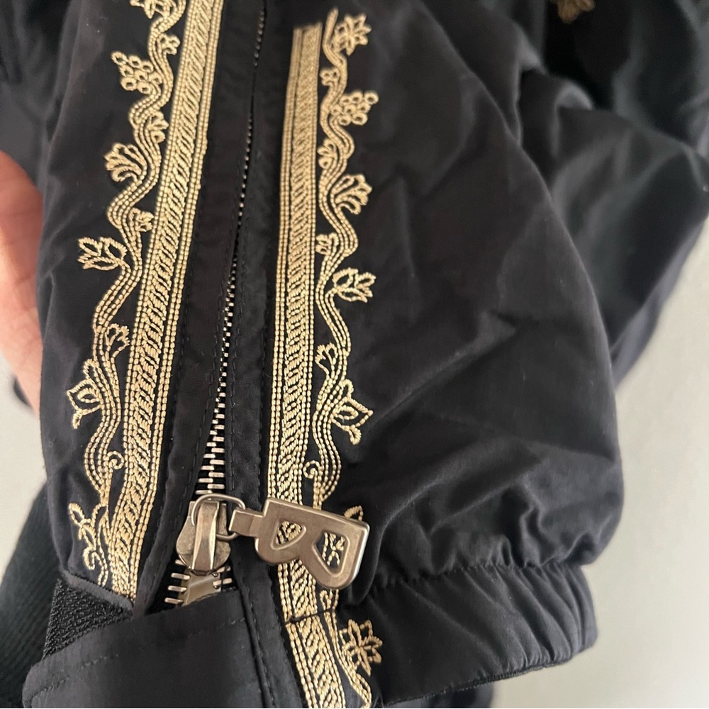 BOGNER Custom Ski Suit Embroidered Tan Black Snowboard Pants - Picture 8 of 11